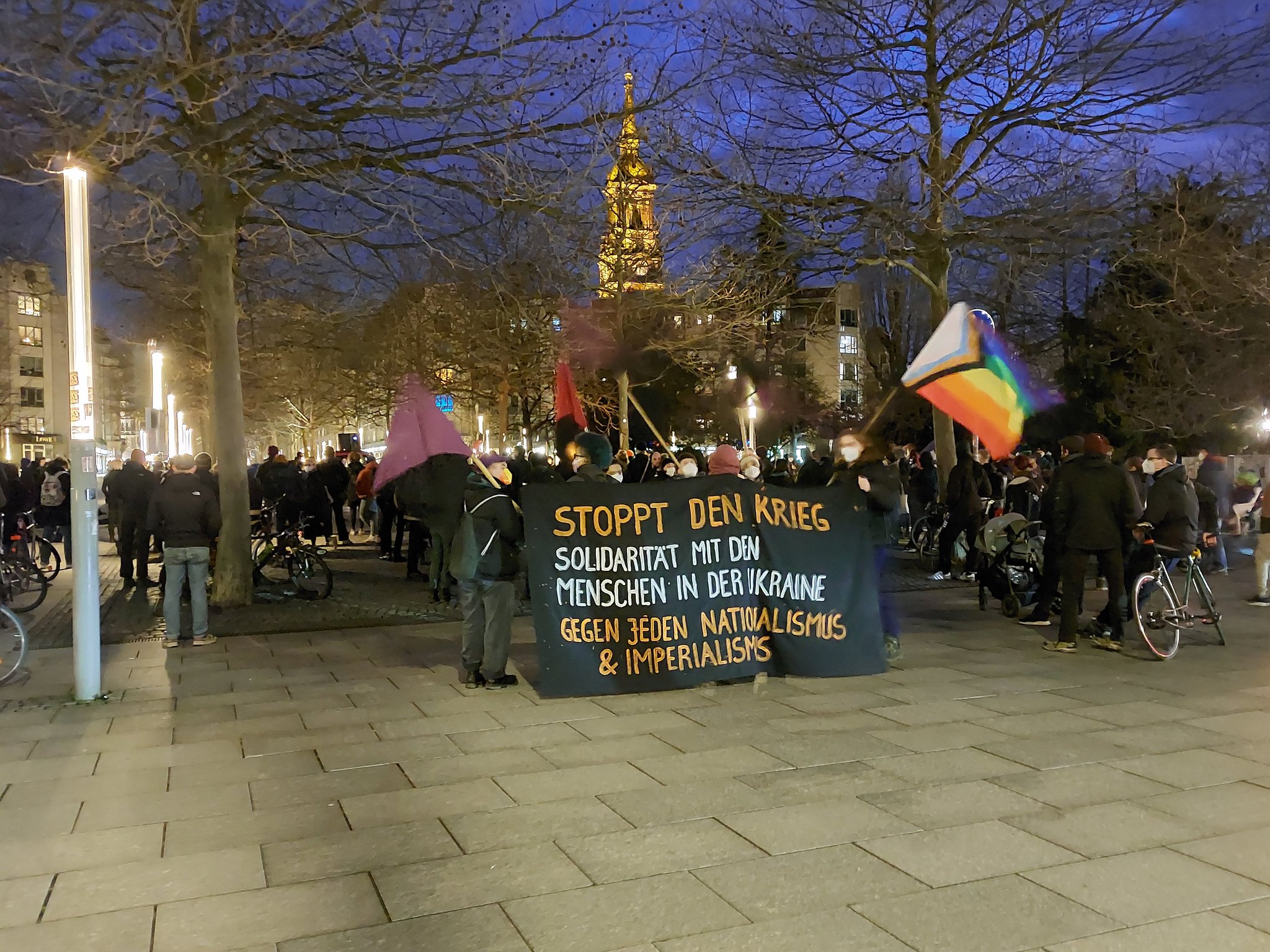 Spontaneous demonstration today in Dresden against the war in Ukraine